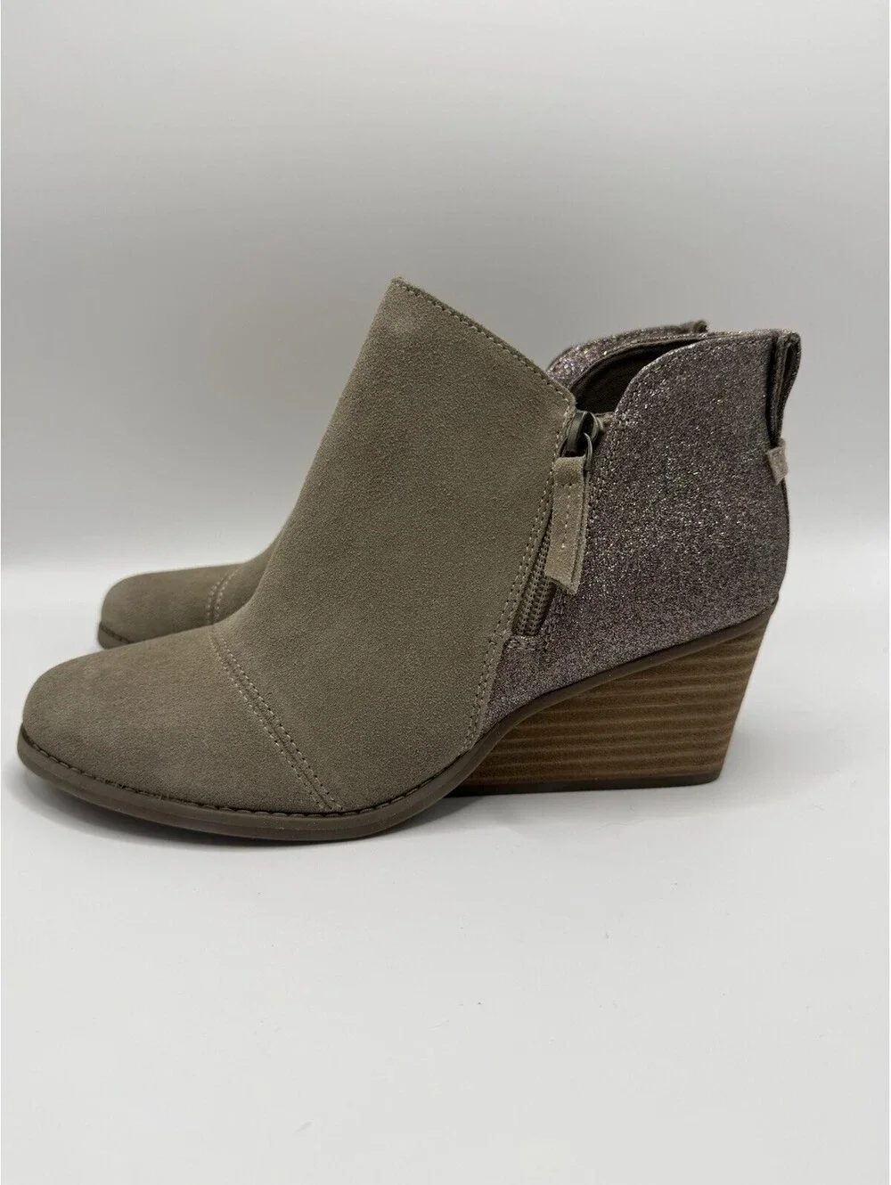 TOMS Goldie Suede Rainbow Glitter Wedge Womens Sz 7.5 Ankle Boots 10021750 NWOB
